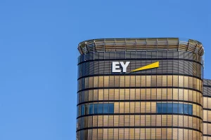 EY Carriers Freshers & Experience Hiring for Associate Analyst